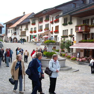 Sortie 2008 des aînés à Gruyères